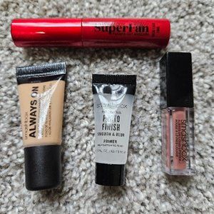 SMASHBOX ASSORT - SUPERFAN MASCARA/FOUNDATION/PHOTO FINISH/LIQUID LIPSTICK w/BAG